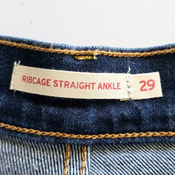 NWT Levi's Ribcage Straight Ankle Jeans 29 Distressed - Picture 3 of 8